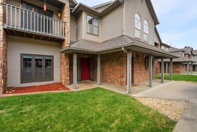 /international/us/7820-cozy-cove-road-branson-mo-110108019803/