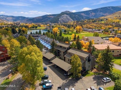 /international/us/816-w-beaver-creek-boulevard-avon-co-110120483593/