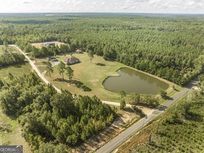 /international/us/2509-orphans-cemetery-road-eastman-ga-110119794578/