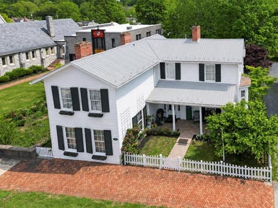 /international/us/116-e-main-street-abingdon-va-110108073186/