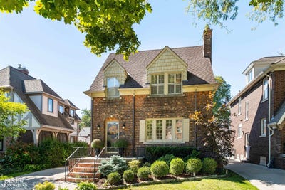 /international/us/223-mckinley-avenue-grosse-pointe-farms-mi-110120421490/