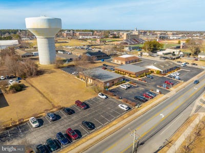 /international/us/1304-s-division-street-salisbury-md-110106529112/