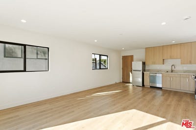 /international/us/2923-marsh-st-los-angeles-ca-110108449980/