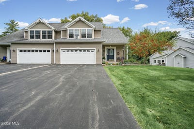 /international/us/49-oakmont-street-niskayuna-ny-110110207664/