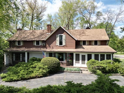 /international/us/9014-e-129th-avenue-crown-point-in-110108057972/