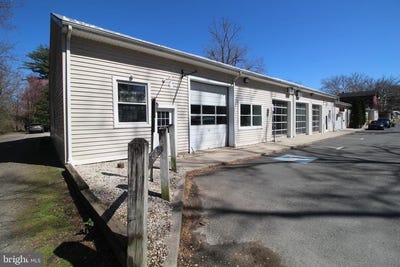/international/us/77-s-union-street-lambertville-nj-110107050398/