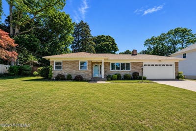 /international/us/52-silverwhite-road-little-silver-nj-110107719605/