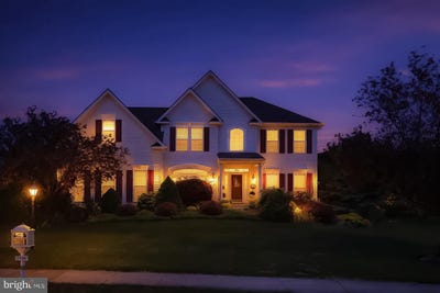 /international/us/1034-runaway-drive-pennsburg-pa-110107452959/