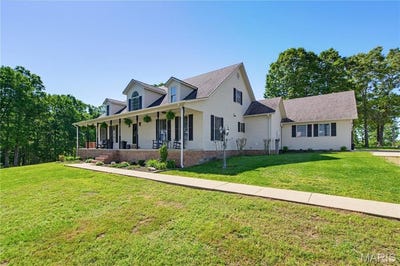 /international/us/1092-ripley-e1-a-doniphan-mo-110108012893/