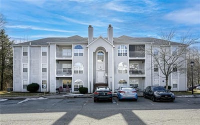 /international/us/514-rivertree-lane-winston-salem-nc-110105907227/