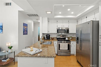 /international/us/18952-canyon-view-lake-forest-ca-110107876856/