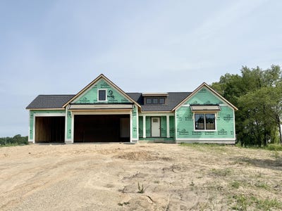 /international/us/739-goldenfield-drive-byron-center-mi-110108381411/