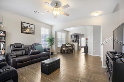 /international/us/525-n-heatherwilde-blvd-pflugerville-tx-110108345568/