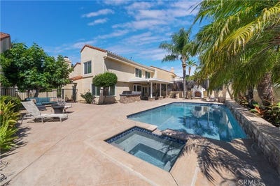 /international/us/24592-linda-flora-laguna-hills-ca-110119682637/