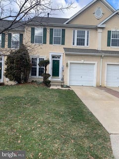 /international/us/3-bridle-court-cherry-hill-nj-110106444969/