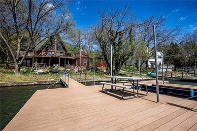 /international/us/521-w-sugar-lake-drive-mound-city-ks-110098958441/