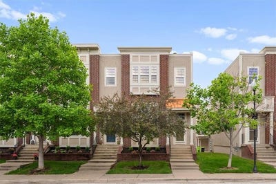 /international/us/2906-howell-street-north-kansas-city-mo-110099665520/