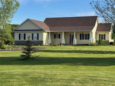/international/us/1749-110th-avenue-hammond-wi-110108238246/