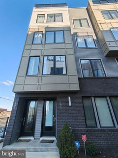 /international/us/3001-cityview-walk-philadelphia-pa-110104481633/
