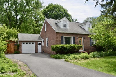 /international/us/2-willow-lane-east-greenbush-ny-110099530900/