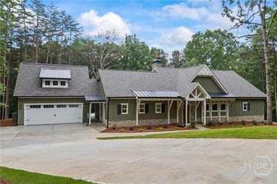 /international/us/177-hancock-way-baldwin-ga-110100071028/