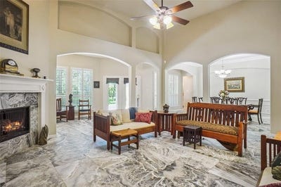 /international/us/1100-cogburn-court-shady-shores-tx-110101029931/
