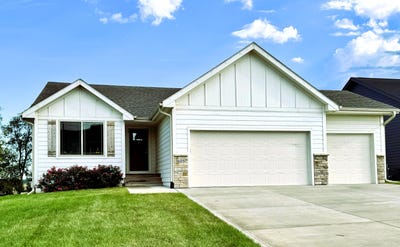 /international/us/605-e-vista-lake-avenue-polk-city-ia-110110025653/