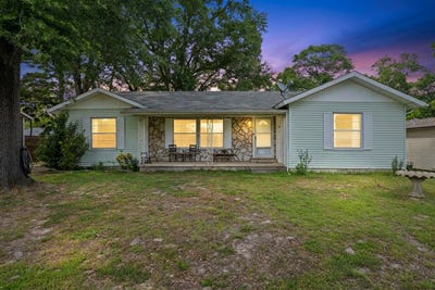 /international/us/1203-zeola-longview-tx-110108437954/