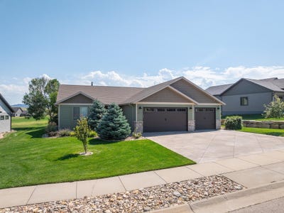 /international/us/8017-brooks-loop-spearfish-sd-110106469478/