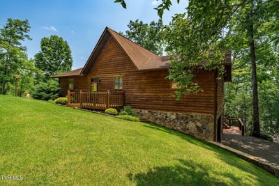 /international/us/196-hiddenwood-drive-mountain-city-tn-110100243247/