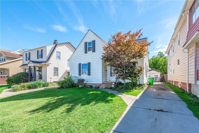 /international/us/11108-wadsworth-avenue-garfield-heights-oh-110110349420/