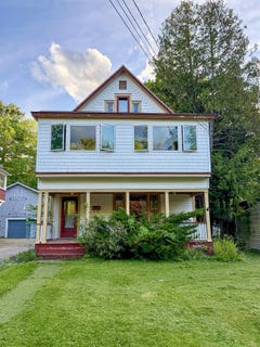 /international/us/517-forest-hill-avenue-saranac-lake-ny-110107038222/