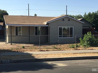 /international/us/249-e-marengo-avenue-shafter-ca-110106274887/