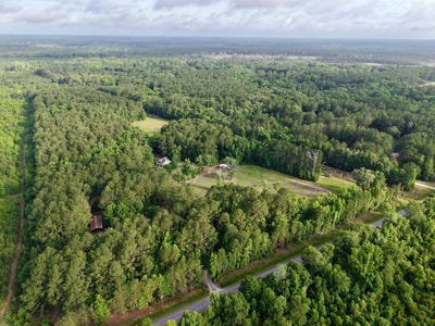 /international/us/7371-bees-creek-road-ridgeland-sc-110108475298/