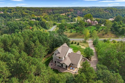 /international/us/1346-birch-park-ridge-saint-joseph-twp-wi-110110332633/