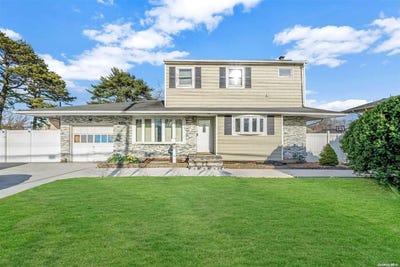 /international/us/489-washington-avenue-brentwood-ny-110096106784/