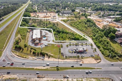 /international/us/southcrest-drive-crestview-fl-110093517380/