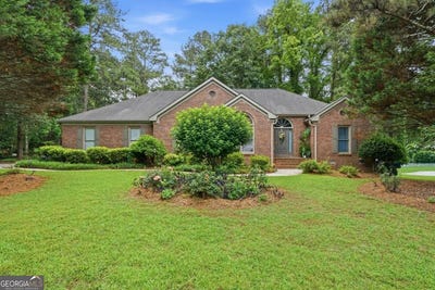 /international/us/1286-lake-forest-lane-mcdonough-ga-110108536758/