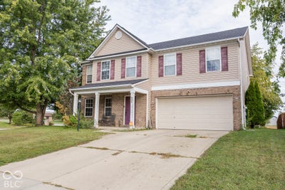 /international/us/608-rocky-meadow-drive-greenwood-in-110120411169/