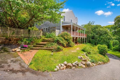 /international/us/2118-main-street-chatham-ma-110120097730/