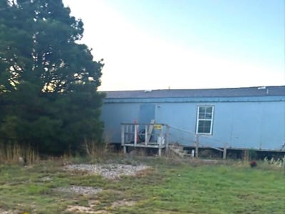 /international/us/1311-vanham-avenue-wilson-tx-110099485400/