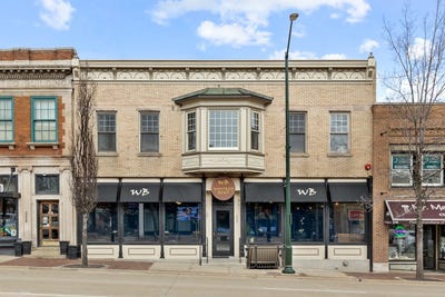 /international/us/222-w-main-street-st-charles-il-110109143777/