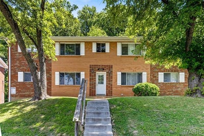 /international/us/10944-warwickhall-drive-drive-bridgeton-mo-110100634824/?lang=en