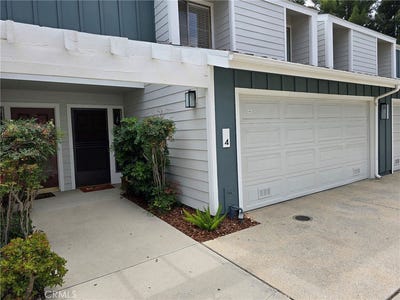/international/us/18153-andrea-circle-n-northridge-ca-110108222621/