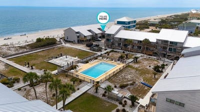 /international/us/1760-e-gulf-beach-dr-st-george-island-fl-110108236335/