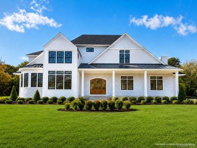 /international/us/1475-laurel-avenue-southold-ny-110108020760/