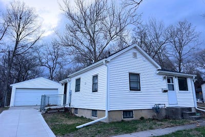 /international/us/319-s-franklin-avenue-ames-ia-110094817607/