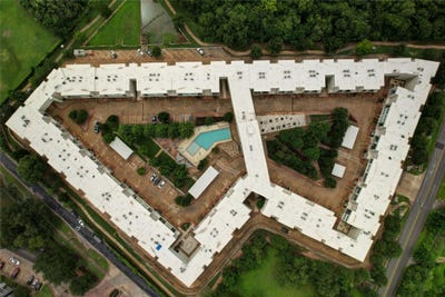/international/us/604-n-bluff-dr-austin-tx-110108877870/