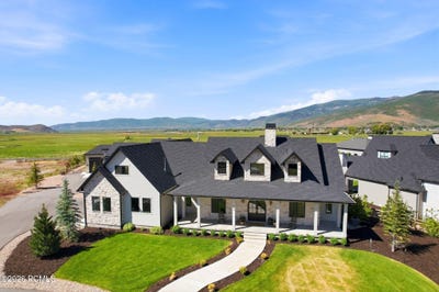/international/us/858-crabapple-court-kamas-ut-110119409799/