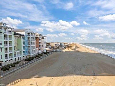 /international/us/3738-sandpiper-road-virginia-beach-va-110120802224/